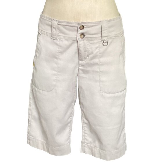 Lolë Bermuda Shorts SPF50+ Stretch Sz 10 Light Beige 120J - Picture 1 of 11